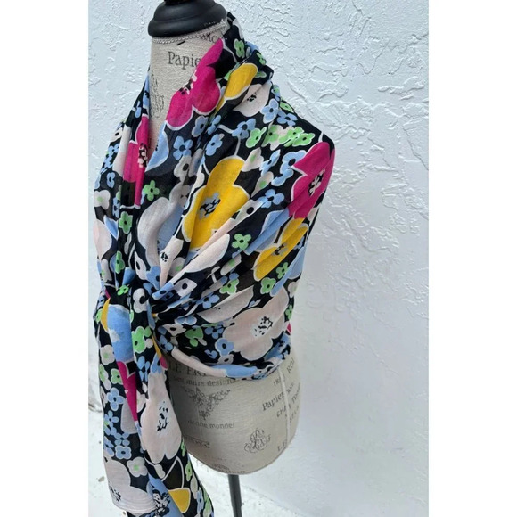 Karl Lagerfield Womens Floral Print Modal Scarf Multicolor Size 35 x 76 - Picture 10 of 12